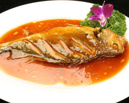 月子餐食谱：麻油黄花鱼