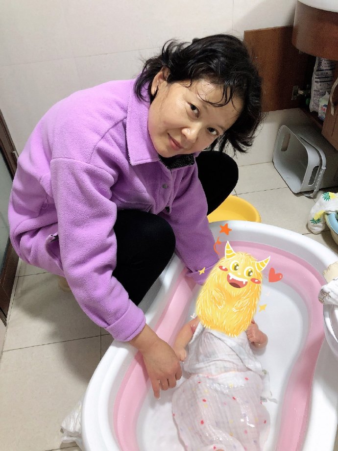 刘阿姨1.jpg